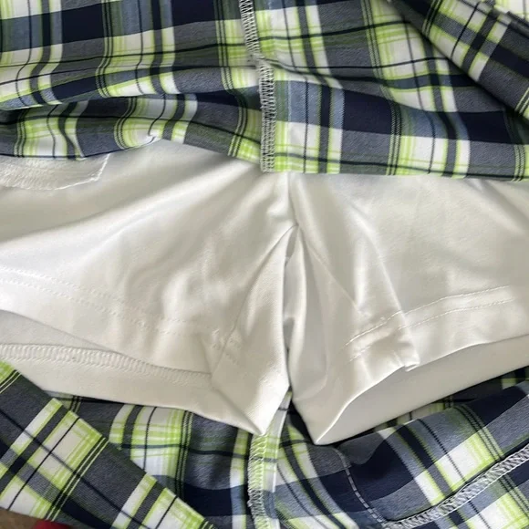 Izod Blue and Green Skort size 4 - Picture 7 of 11